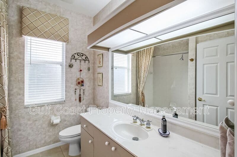 Nokomis House: 2107 Calusa Lakes Blvd