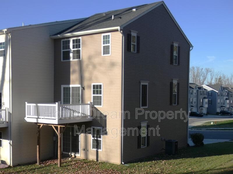 Spotsylvania Courthouse House: 6304 Crittenden Lane