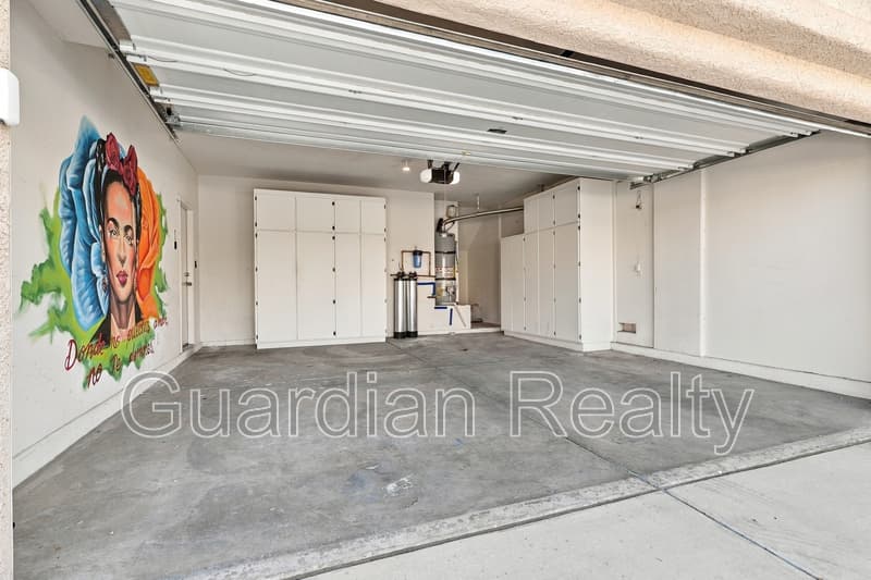 Las Vegas House: 5582 Grinding Rock Way