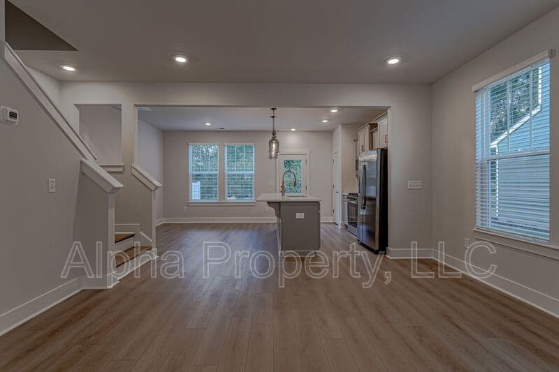 Moore Townhome: 1326 Maplesmith Way