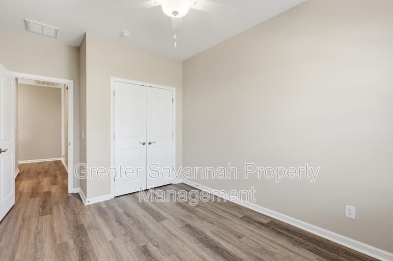 Pooler Townhome: 130 Danbury Court