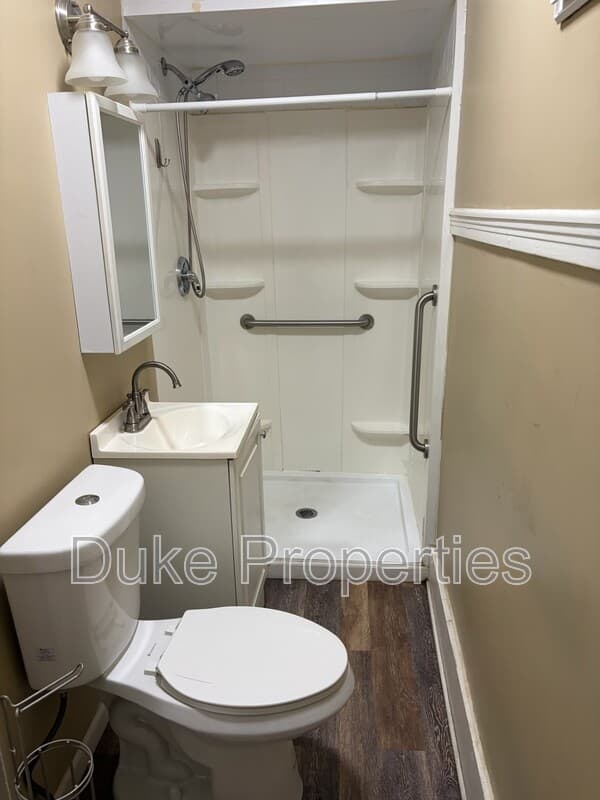 Manlius Condo: 211 Pleasant St C