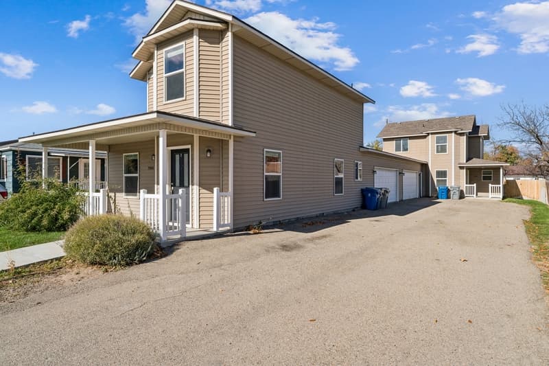 Boise Townhome: 7904 West Colehaven Court