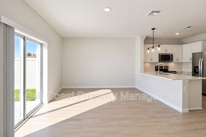 Lakewood Ranch Townhome: 18528 Buckskin Dr