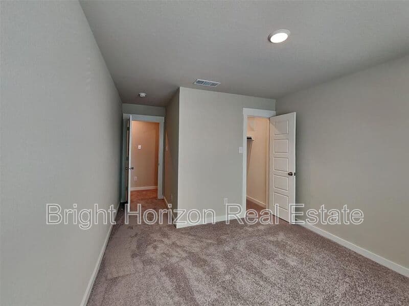 Fort Worth House: 226 Territory Trail