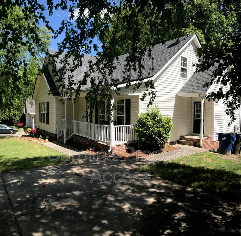 Raleigh House: 6316 Lymington Drive