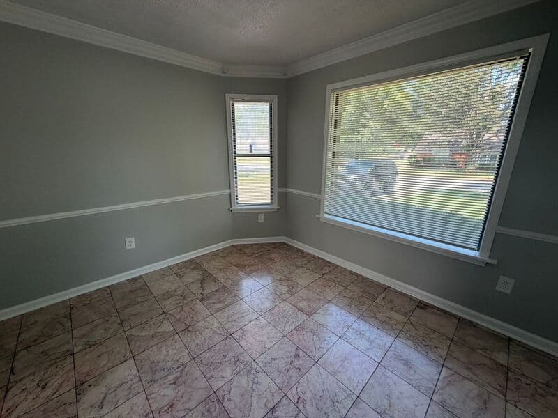 Olive Branch House: 7211 Grove Park Rd