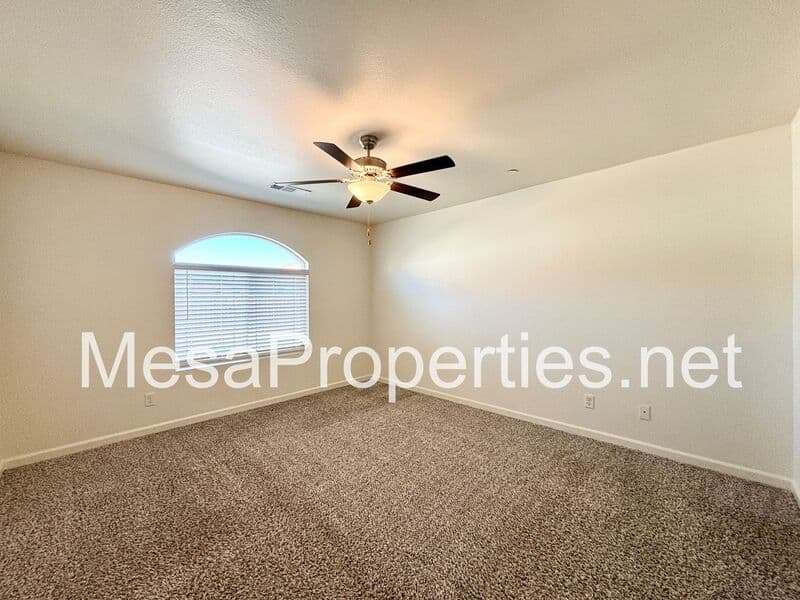 Hesperia House: 9550 Tamarisk Ave.