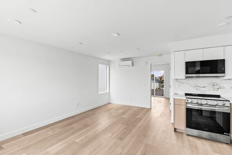 San Diego Apartment: 1259 Lincoln Avenue