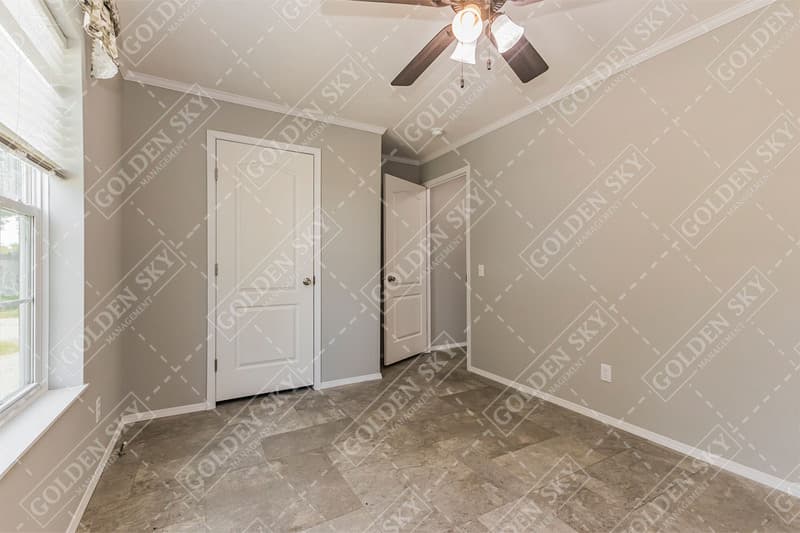 Muncie House: 804 West 15th Street