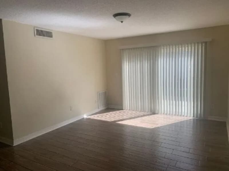 New Smyrna Beach Condo: 1050 Wayne Avenue