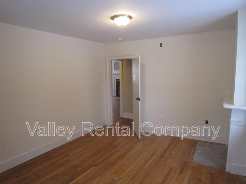 Hadley Condo: 117 Mt. Warner Road - 1