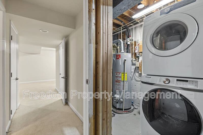 Woodbridge House: 5256 Sudberry Ln