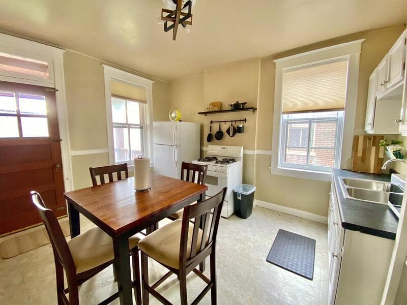 Saint Louis Condo: 4424 Oakland Ave 2W