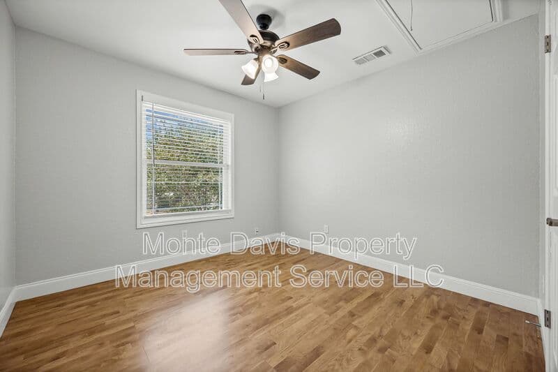 Leander House: 2502 Cynthia Court