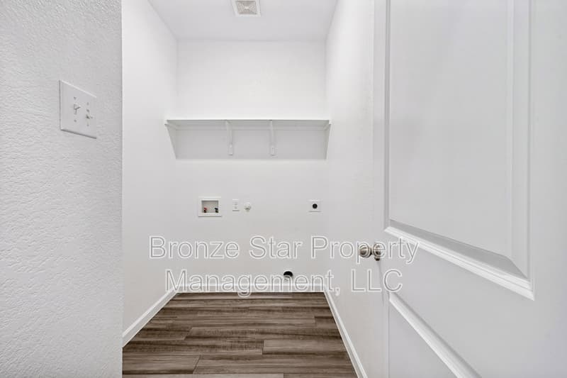 Princeton House: 421 Covington Cove