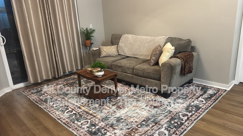 Denver Condo: 4100 Albion St