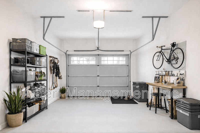 Perry Condo: 2141 Houston Lake Rd