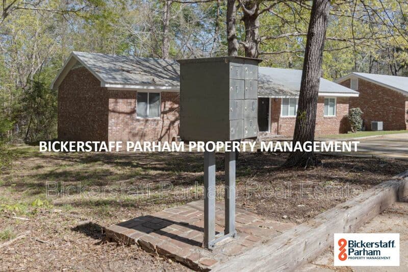 Phenix City Condo: 1200 20th Ave. S