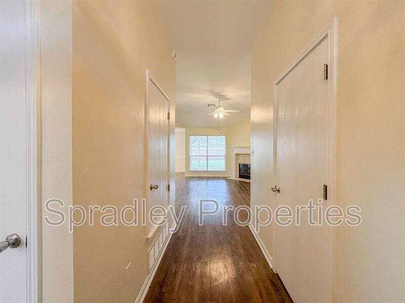 Temple House: 2720 Crestwood Ct