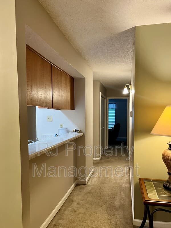 Memphis Condo: 5656 Encino Cv