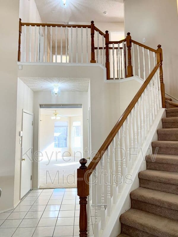Plano House: 2320 Kittyhawk Drive
