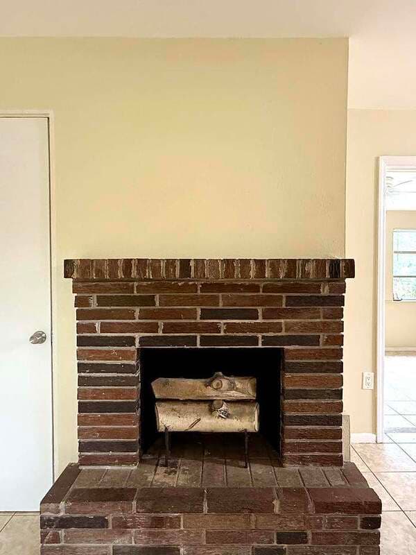 Fort Myers House: 2985 Saint Charles Street
