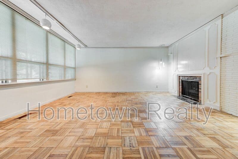 Oklahoma City Condo: 2004 NW 28th Street