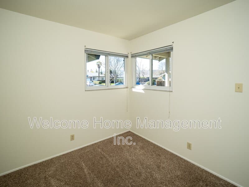 Pleasanton House: 4151 Francisco Street