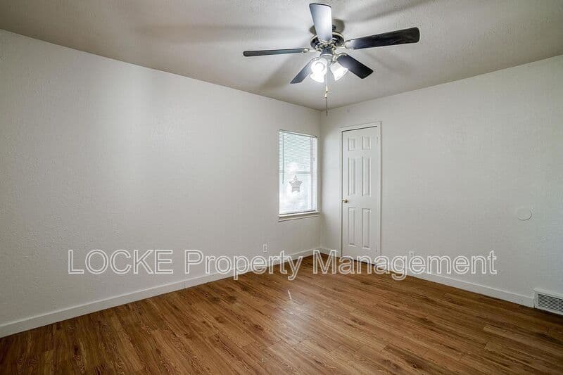 Fort Worth House: 3419 South University Drive
