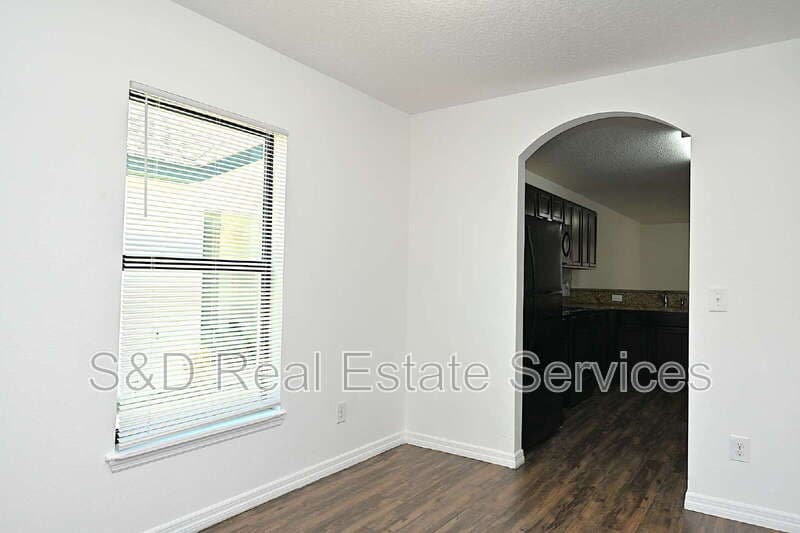 Lakeland House: 2238 Caspian Dr