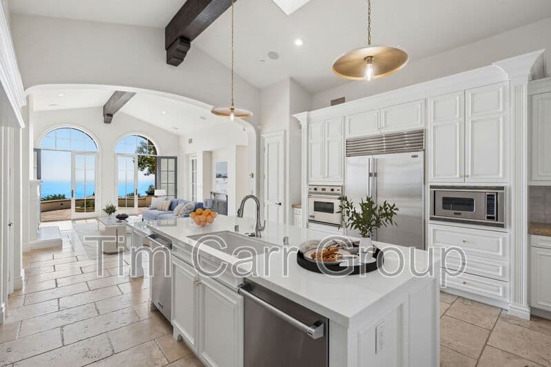 Newport Coast House: 28 Cliffhouse Bluff