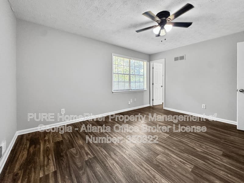 Riverdale House: 191 Aaron Ct