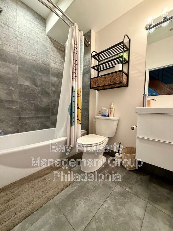 Philadelphia House: 1546 S Lambert St