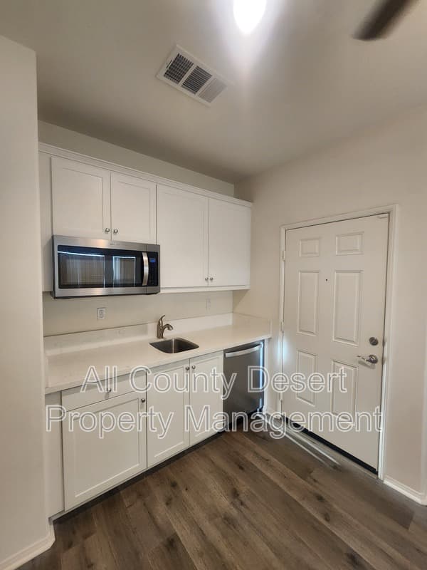 Indio Condo: 44430 Beringer Drive