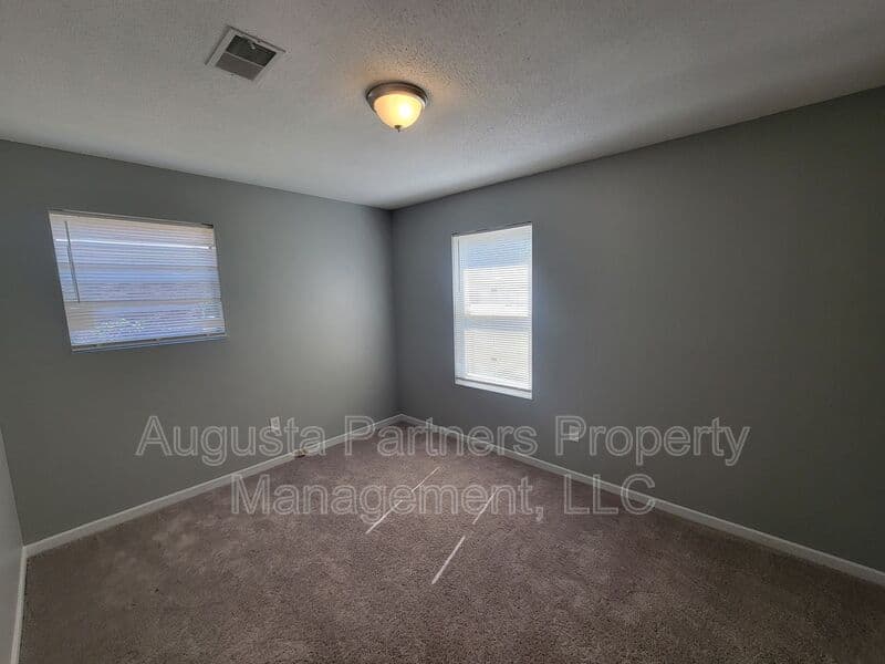 Augusta House: 2965 Meadowbrook Drive