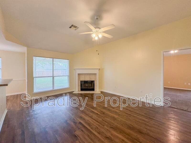 Temple House: 2720 Crestwood Ct