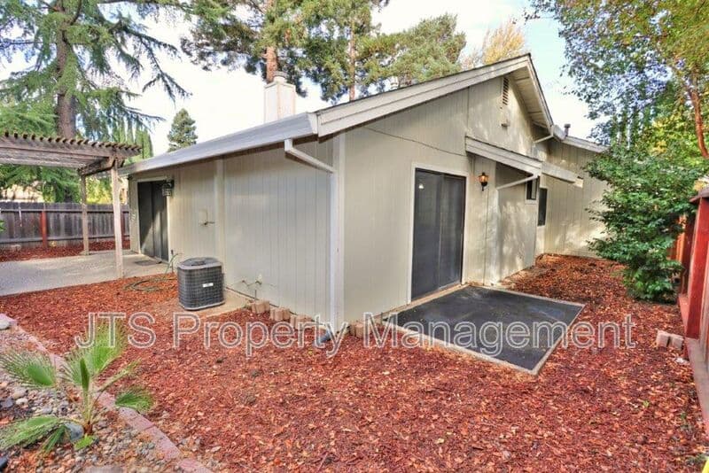 Sacramento House: 7400 Deltawind Drive