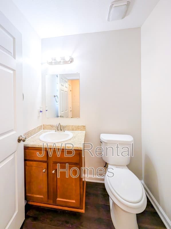 Jacksonville Townhome: 73 5th St W