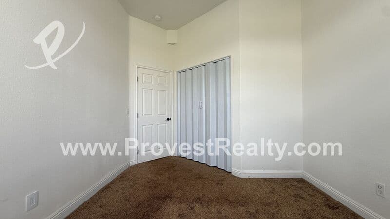 Hesperia House: 7146 Amanda Way