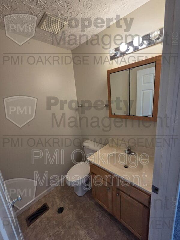 Brookville Condo: 193 Bruns Dr