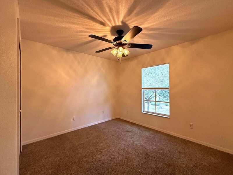 Lithia House: 16221 Bridgewalk Drive
