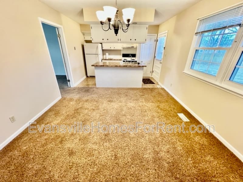 Evansville House: 4210 Keck Ave