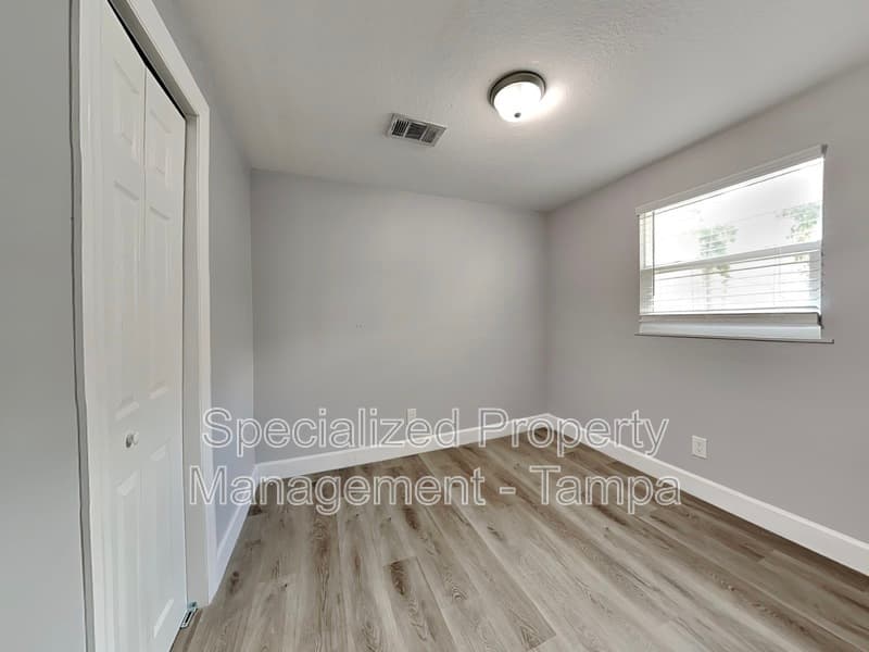 St Petersburg House: 1929 24th St S