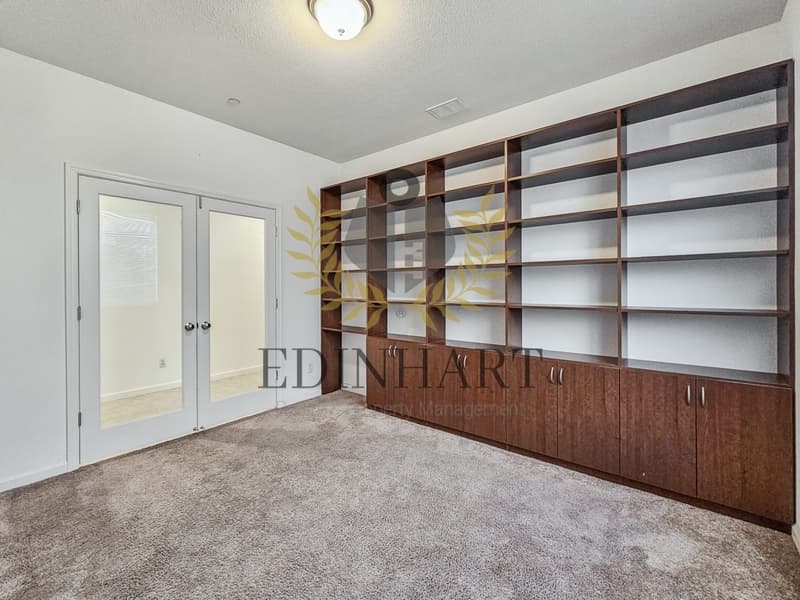 Fresno House: 6375 West Pico Avenue