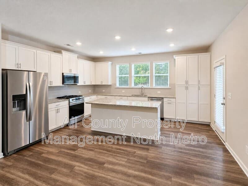 Johns Creek Townhome: 490 Tall Pines Terrace