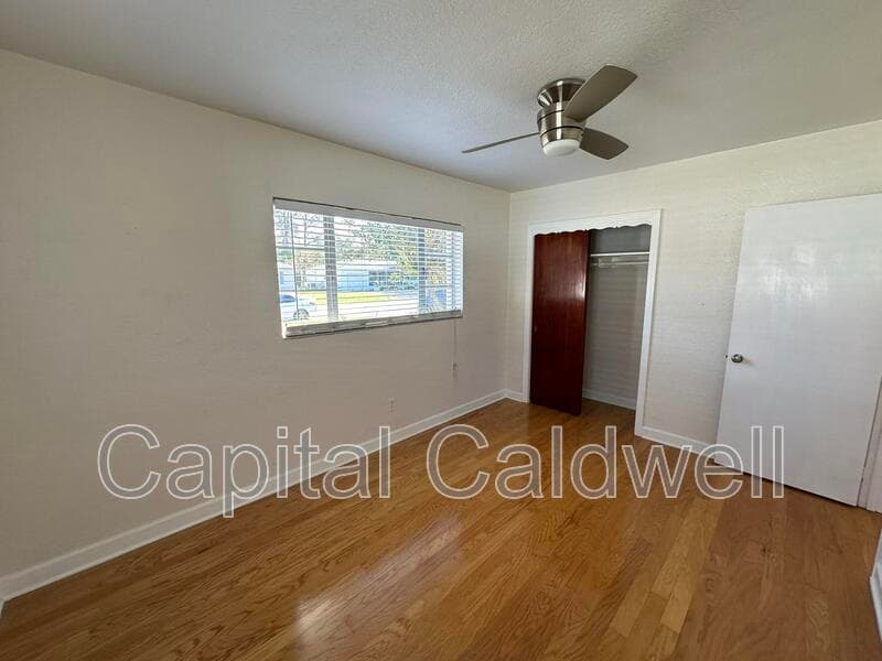Clearwater House: 18 N Meteor Ave