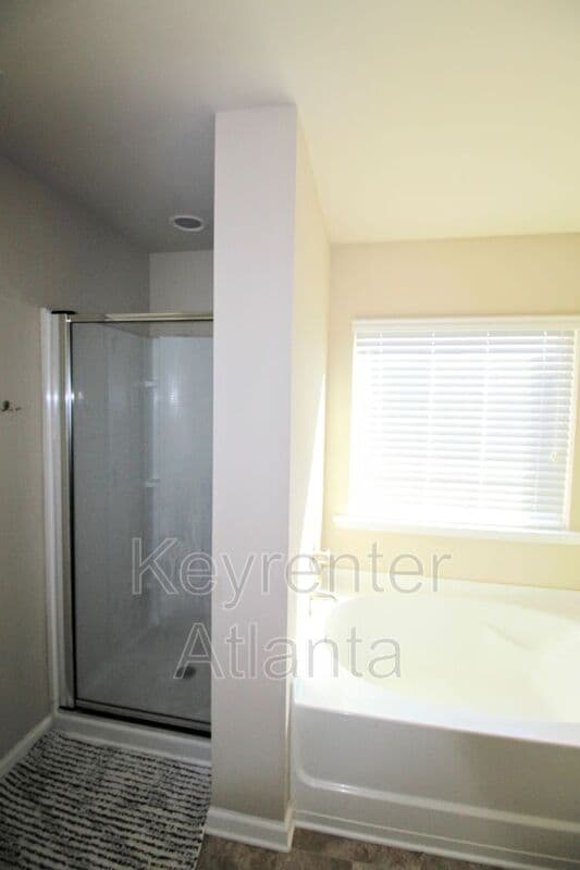Dallas House: 12 Crown Dr