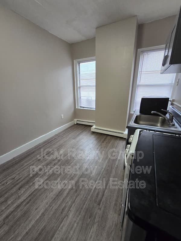 Jamaica Plain Condo: 5 Union Ave