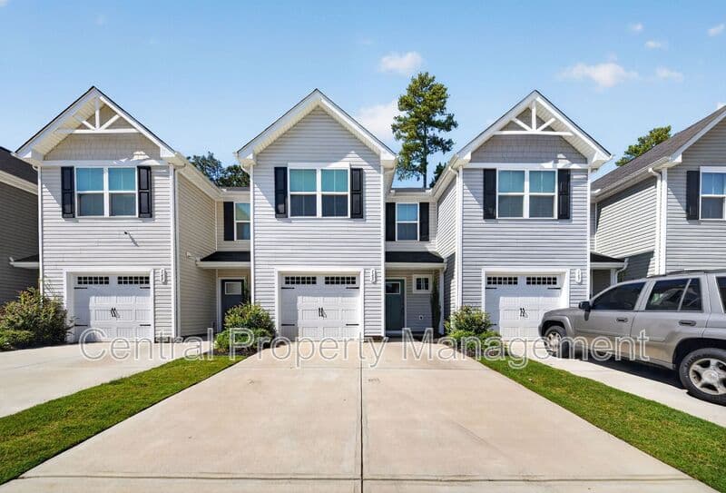 Greenville House: 165 Sarnesfield Way